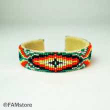 Load image into Gallery viewer, SM. Beaded Bracelet by Yonavea Hawkins (Caddo/Delaware Nations/Kickapoo Tribe of Oklahoma)