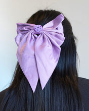 Load image into Gallery viewer, Beaded Bows by Talullah Begaye (Navajo/Chickasaw/Choctaw)
