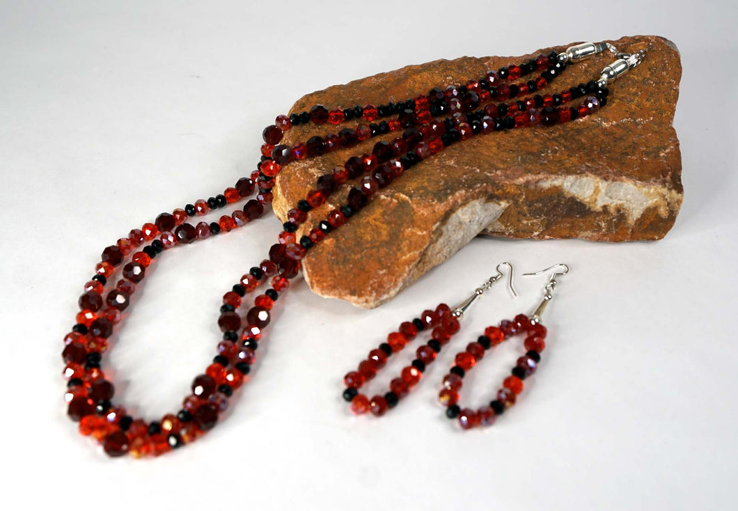 Red Bead Set by Patricia Martinez-Jim (Navajo)