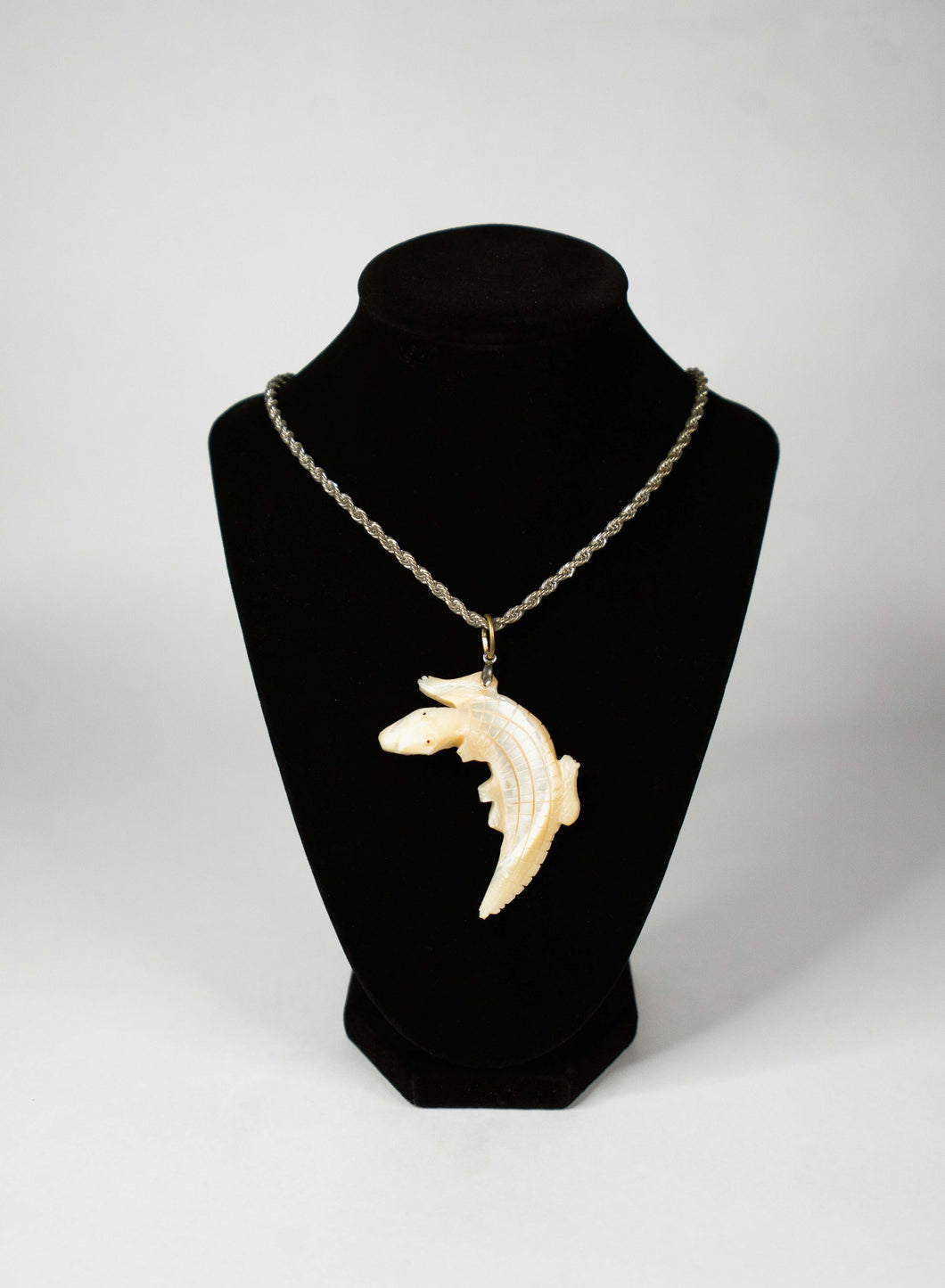 Alligator Pendant (Mother of Pearl) by Steven 