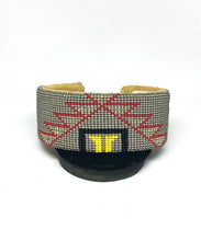Load image into Gallery viewer, LG. Beaded Bracelet by Yonavea Hawkins (Caddo/Delaware Nations/Kickapoo Tribe of Oklahoma)
